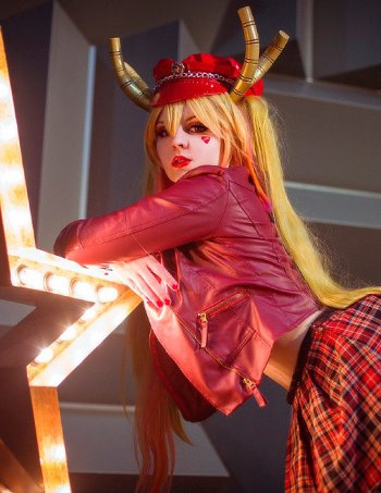 Bringing Tohru to Life: Bizarre Deer's Russian Cosplay Mastery